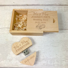 Load image into Gallery viewer, Personalised Wooden USB Flash Drive With Presentation Box, Wedding Memories
