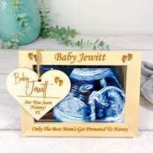 Load image into Gallery viewer, New Baby Scan Photo Frame and Plaque. Personalised Gift For Nanny or Grandma to be