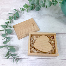Load image into Gallery viewer, Personalised Wooden USB Flash Drive With Presentation Box, Wedding Memories
