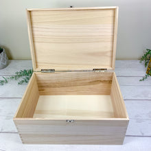 Load image into Gallery viewer, Personalised Dog Rainbow Bridge Memory Keepsake Box

