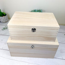 Load image into Gallery viewer, Personalised Dog Rainbow Bridge Memory Keepsake Box
