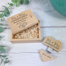 Load image into Gallery viewer, Personalised Wooden USB Flash Drive With Presentation Box, Wedding Memories
