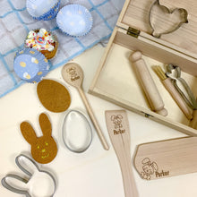 Load image into Gallery viewer, Personalised 11 Piece Children&#39;s Baking Set, Kids Easter Star Baker Set
