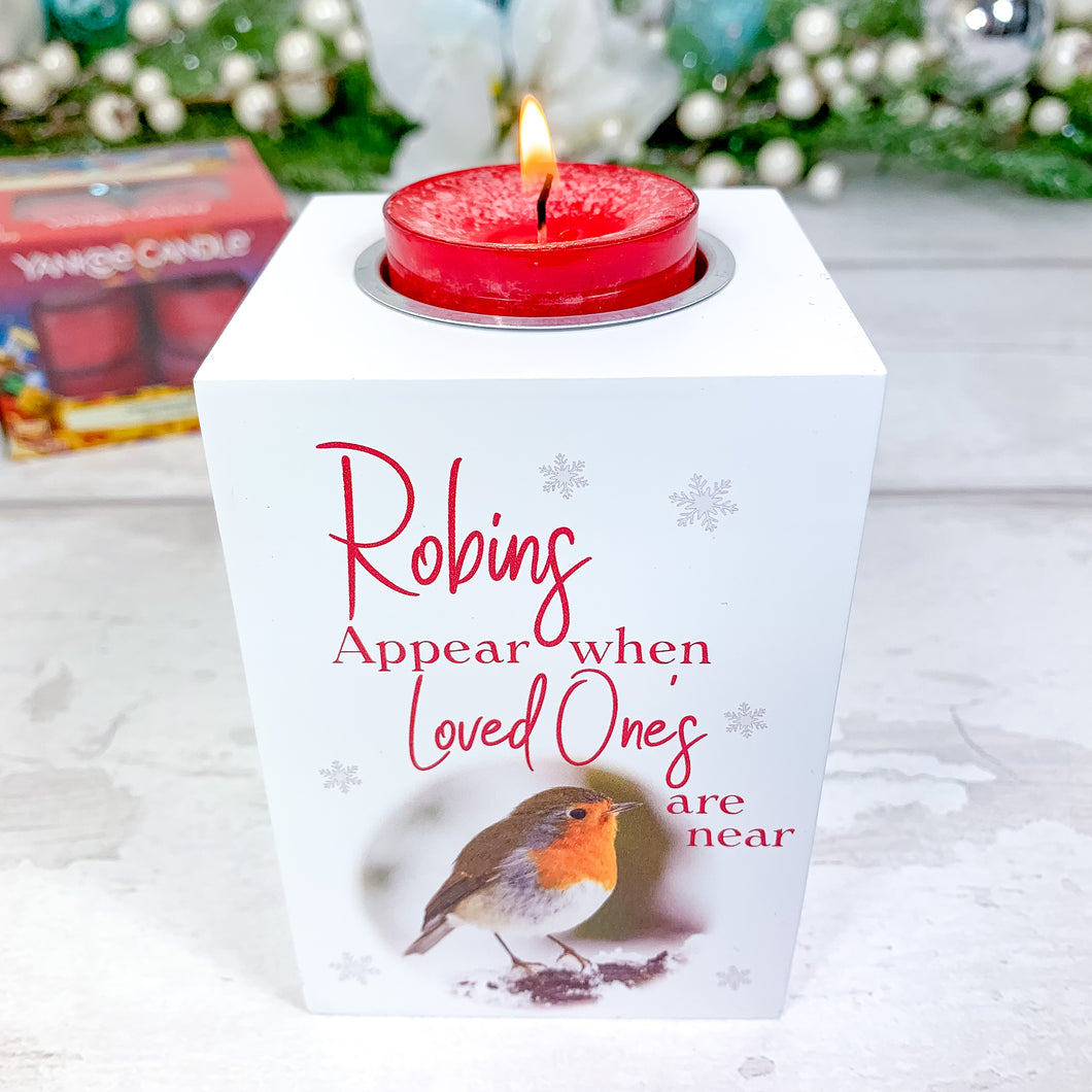 Personalised Single Tealight Holder with Yankee Candle® Robins Are Near Christmas gift